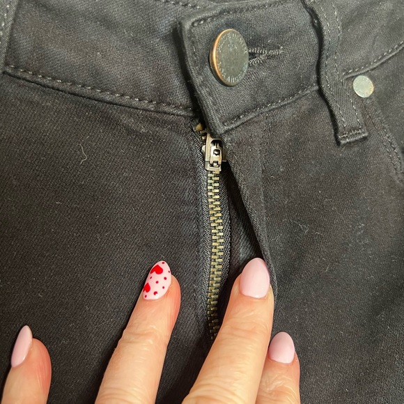 Paige Verdugo Crop Midrise Cotton Spandex Rayon Blend Black Designer Jean 27 / 4 - Picture 9 of 14